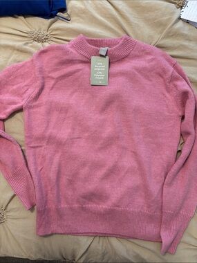 H&M Pink Crew Neck Sweater - Lightweight Knit